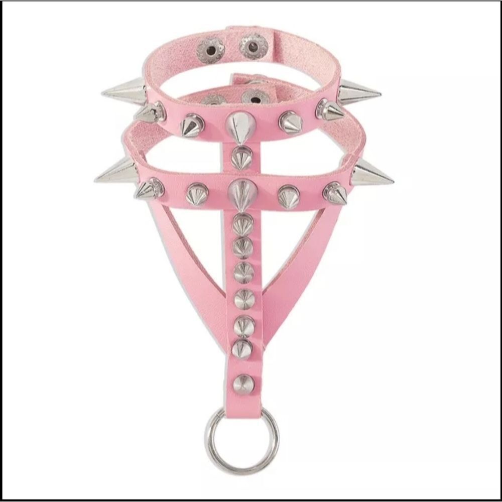 NWOT Pink Studded Open Glove